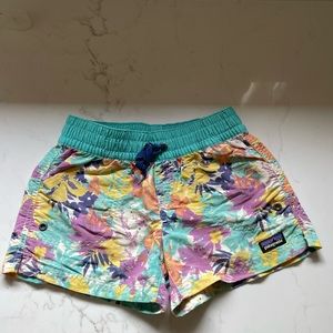 Patagonia Girls shorts size small